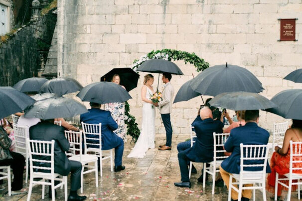 10 conseils pour un mariage en extérieur réussi malgré la pluie